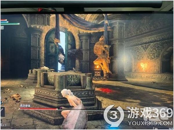 艾尔登法环黑剑眷属怎么打 老头环黑剑眷属逃课打法